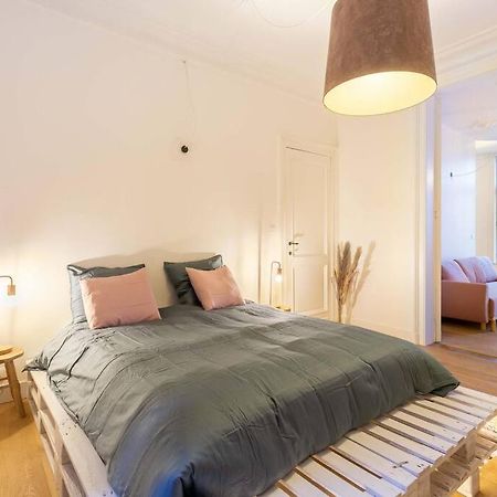 Pink Fairytale-Like Apartment Anvers Extérieur photo