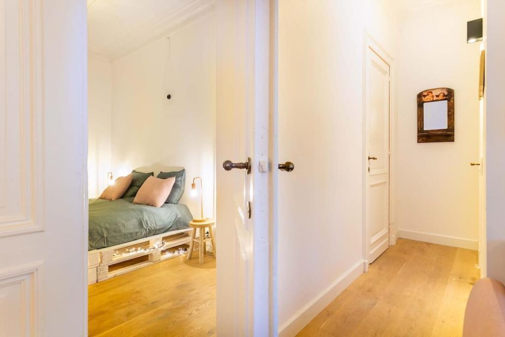 Pink Fairytale-Like Apartment Anvers Extérieur photo